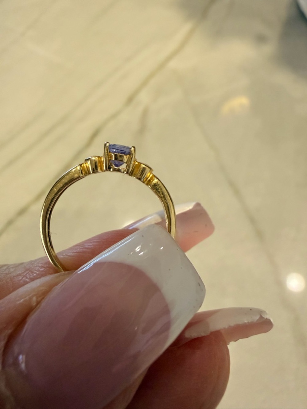 14K Gold Ring with Blue Violet Tanzanite. 2 oval Diamonds. - Picture 4 of 5